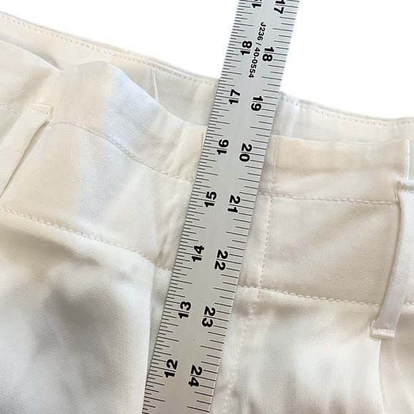 GAP Drapey High Rise Silky Dress Shorts, Snowflake Milk White Rayon Size 16 NWT - Picture 6 of 12